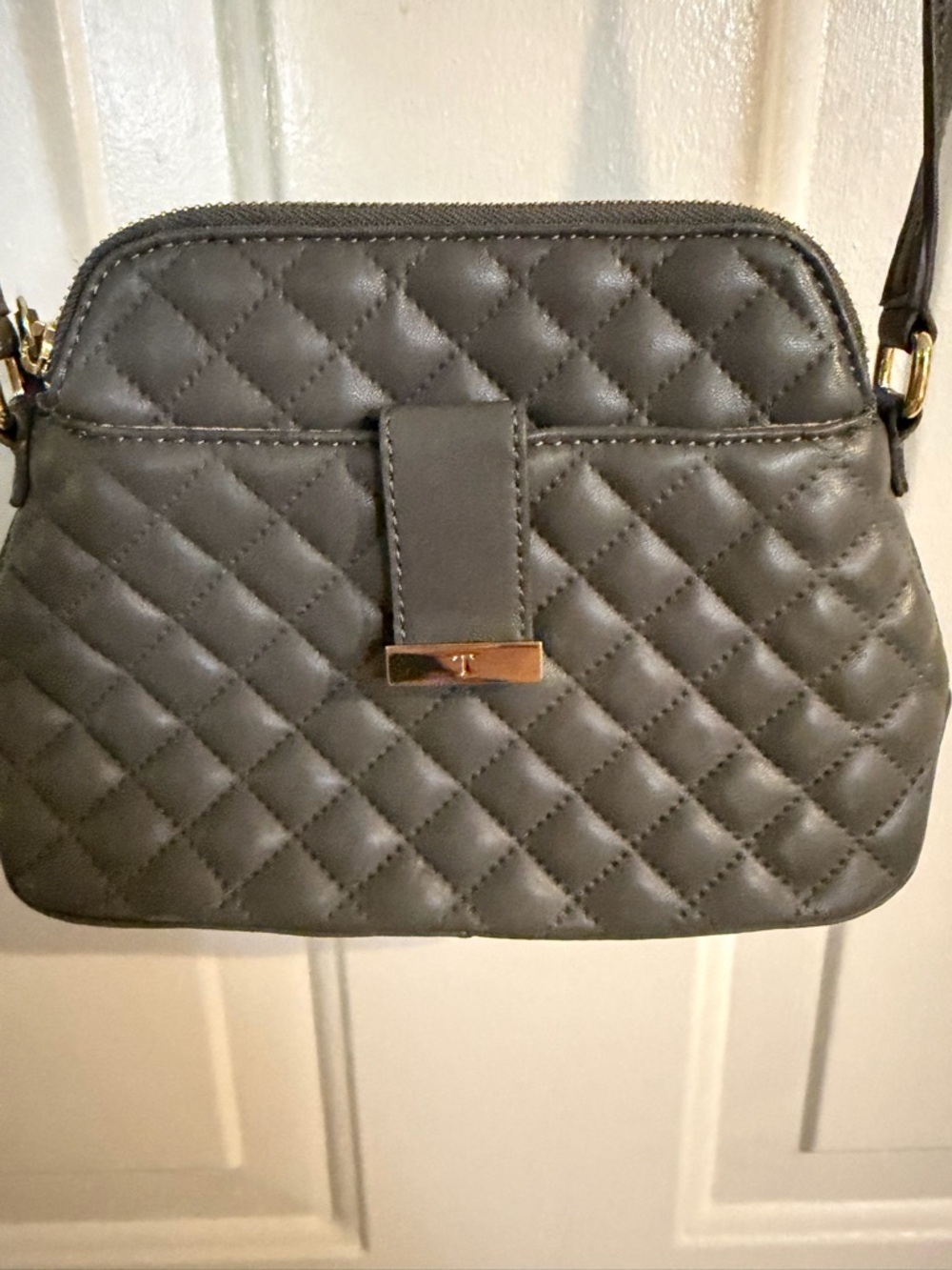Talbots Quilted Crossbody Bag in Dark Gray with Gold Hardware - Picture 2 of 4